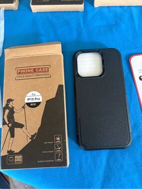 iPhone 15 Pro Protective Phone Case - Black